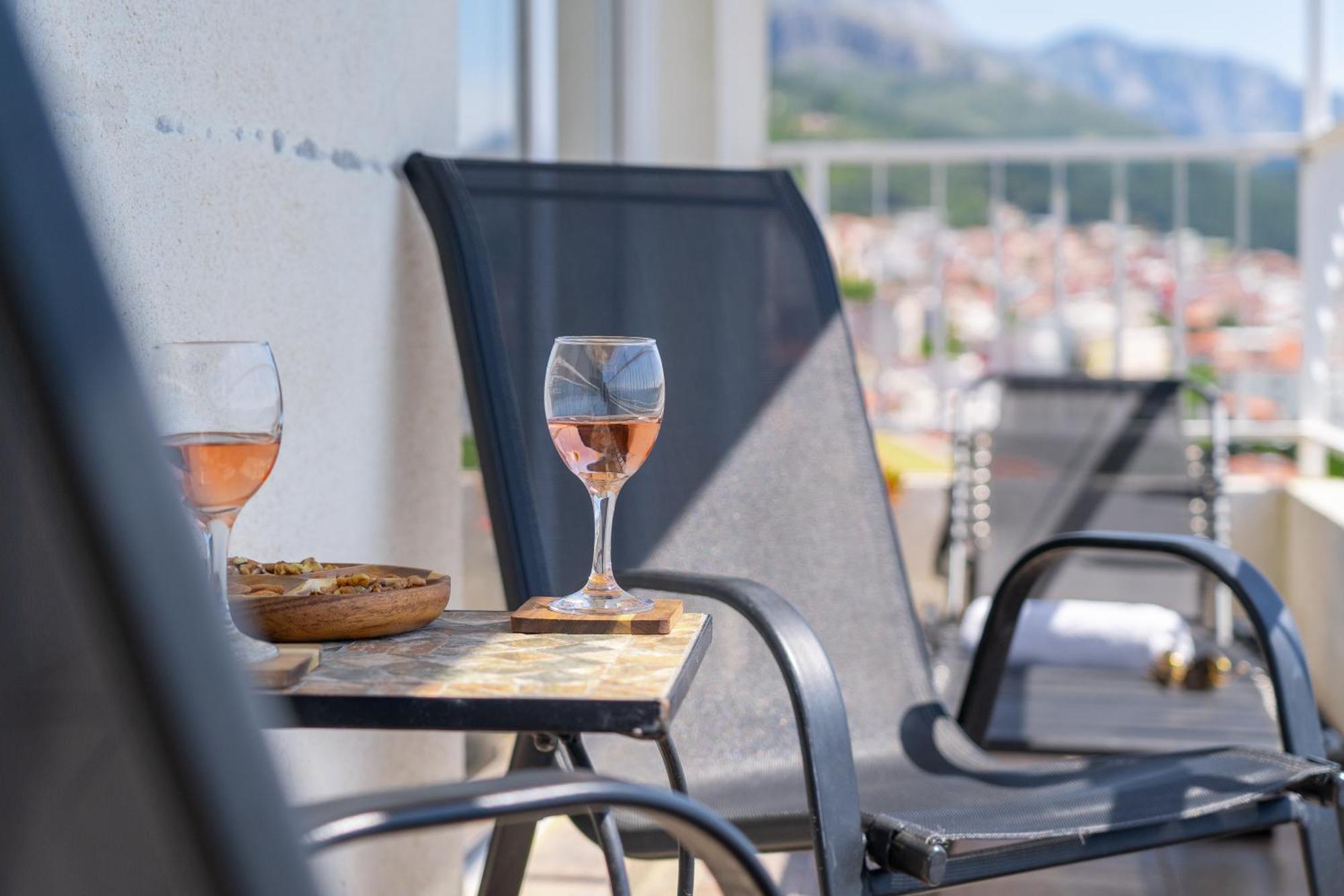 Apartment 30 M From Beach,Makarska,Marija Exterior foto