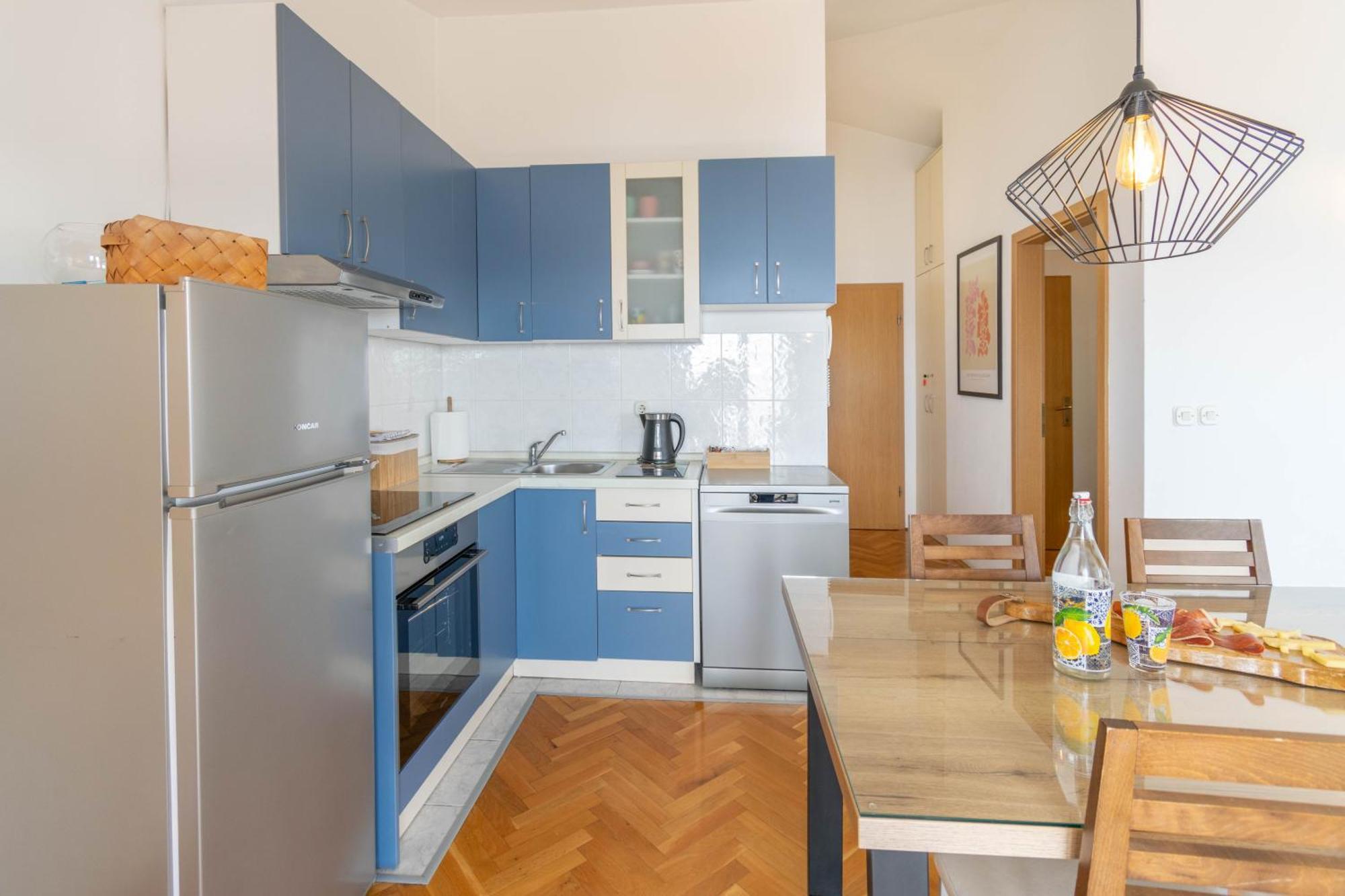 Apartment 30 M From Beach,Makarska,Marija Exterior foto